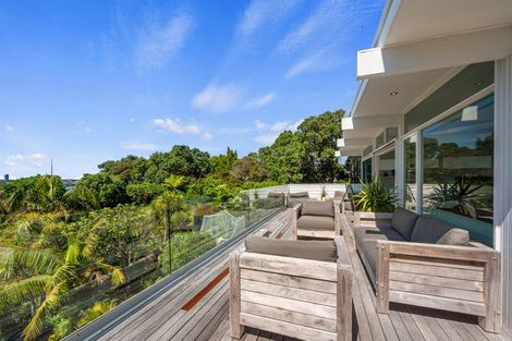 Photo of property in 24 Bridge View Road, Birkenhead, Auckland, 0626