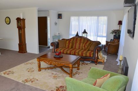 Photo of property in 1 Baccata Lane, Dannevirke, 4930