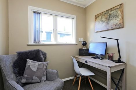 Photo of property in 115 Taradale Road, Onekawa, Napier, 4110