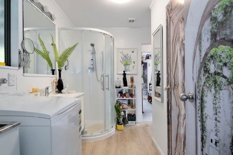 Photo of property in 35b Sutherland Road, Brookfield, Tauranga, 3110