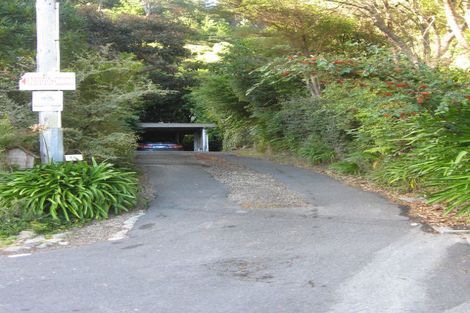 Photo of property in 48 Rona Street, Eastbourne, Lower Hutt, 5013