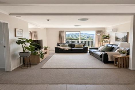Photo of property in 29 Eskdale Road, Papakowhai, Porirua, 5024
