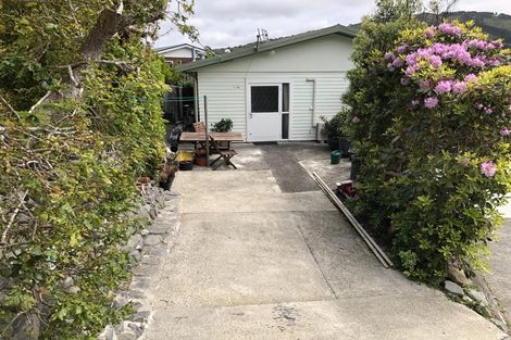 Photo of property in 1/132 Curtis Street, Northland, Wellington, 6012