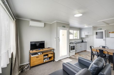 Photo of property in 7b Devonshire Place, Taradale, Napier, 4112