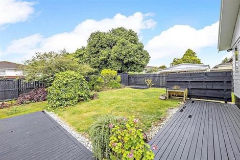 Photo of property in 376 Roscommon Road, Clendon Park, Auckland, 2103