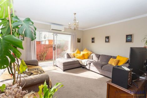 Photo of property in 4/33 Aldwins Road, Phillipstown, Christchurch, 8062