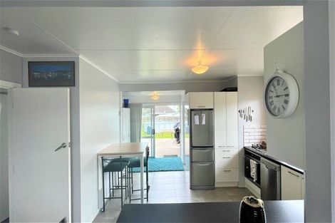 Photo of property in 11 Ferguson Street, Levin, 5510