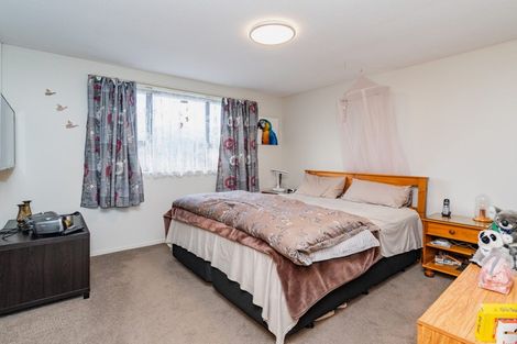Photo of property in 23d Saunders Place, Redwood, Christchurch, 8051