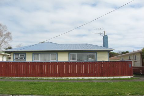 Photo of property in 324 Frankley Road, Ferndale, New Plymouth, 4310