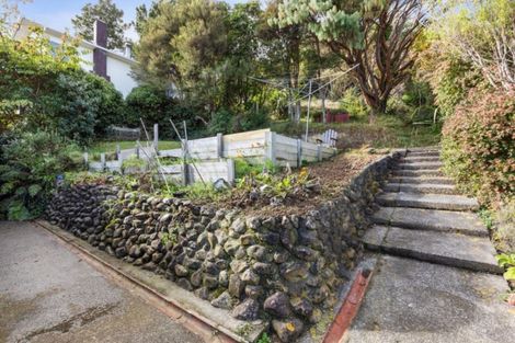 Photo of property in 4 Pollard Street, Wainuiomata, Lower Hutt, 5014