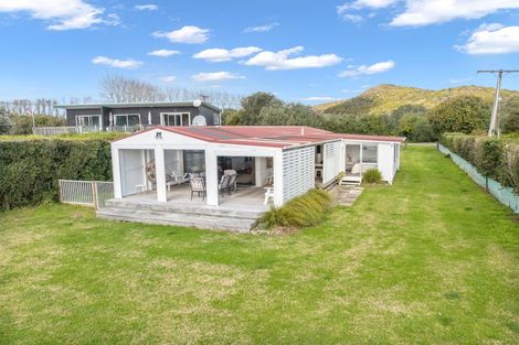 Photo of property in 39 Mahanga Road, Pataua South, Parua Bay, 0192