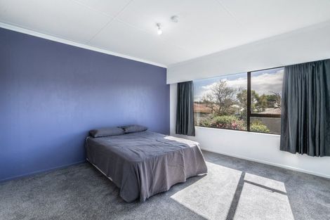 Photo of property in 226 Park Street, Winton, 9720