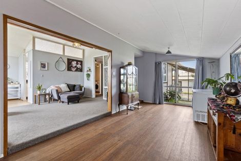 Photo of property in 25 Konini Street, Inglewood, 4330