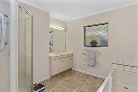 Photo of property in 8 Oteki Park Drive, Welcome Bay, Tauranga, 3112