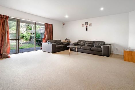 Photo of property in 3/17 Charlenne Close, Ranui, Auckland, 0612