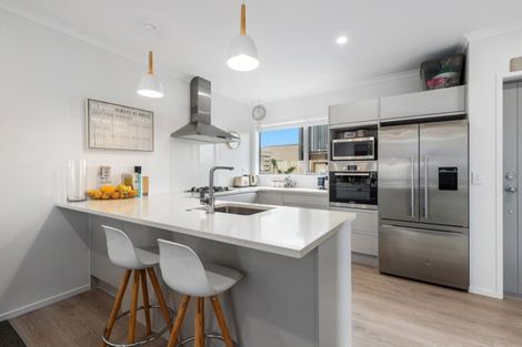 Photo of property in 16 Springside Court, Huntington, Hamilton, 3210