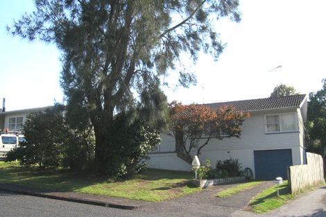 Photo of property in 10a Halberg Street, Glenfield, Auckland, 0629