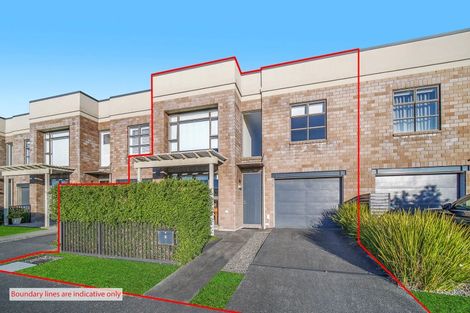 Photo of property in 18 Purchas Hill Drive, Stonefields, Auckland, 1072