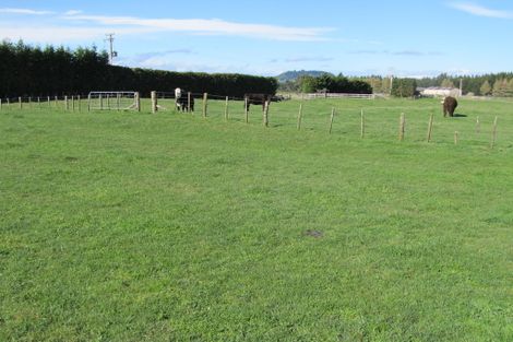 Photo of property in 52 Grant Road, Kinloch, Taupo, 3385