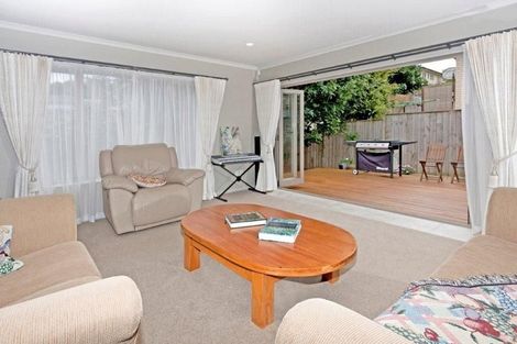 Photo of property in 29d Paparoa Road, Cockle Bay, Auckland, 2014