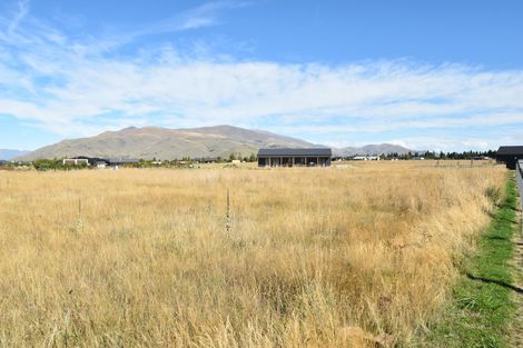 Photo of property in 16 Temple Drive, Twizel, 7901