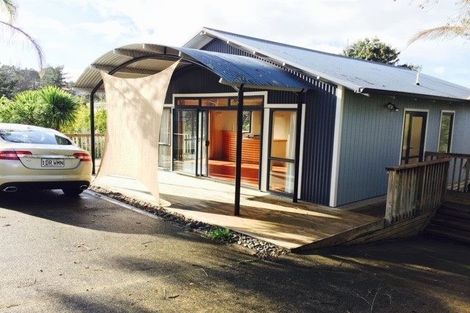 Photo of property in 7a Erica Road, Sunnynook, Auckland, 0620