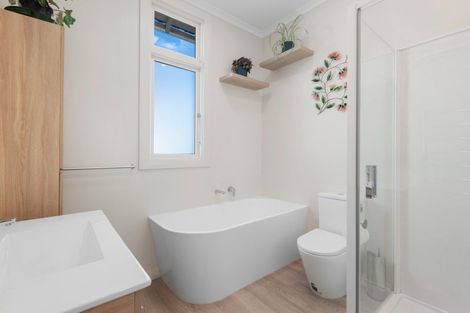 Photo of property in 6 Grandview Crescent, Opoho, Dunedin, 9010