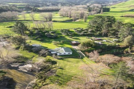 Photo of property in 57 Makirikiri Valley Road, Upokongaro, Whanganui, 4575