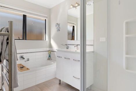 Photo of property in 3 North Bay Road, Pyes Pa, Tauranga, 3112