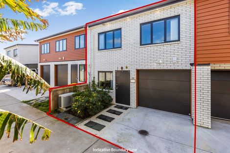 Photo of property in 17e Ewbank Place, Manurewa, Auckland, 2102
