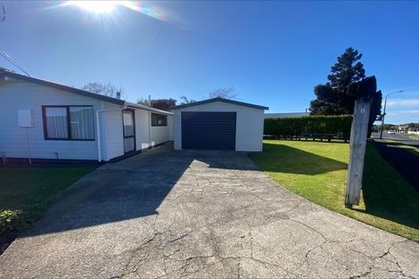 Photo of property in 8 Tiverton Crescent, Whalers Gate, New Plymouth, 4310