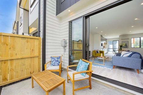 Photo of property in 67 Papatupu Way, Kumeu, 0810