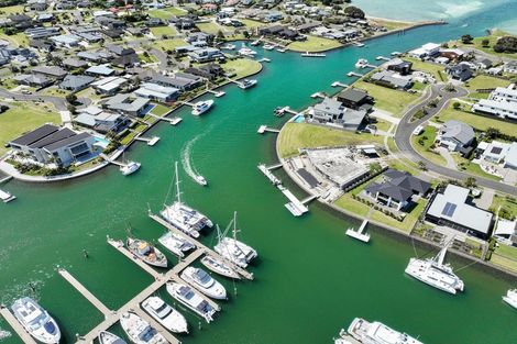 Photo of property in 25 Maturiki Drive, One Tree Point, 0118