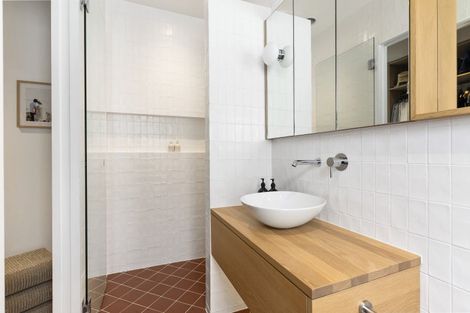 Photo of property in 90 Walker Road, Point Chevalier, Auckland, 1022