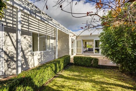 Photo of property in 6 Arcadia Lane, Havelock North, 4130