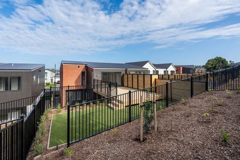 Photo of property in 30a Kukuwai Avenue, Red Beach, 0932