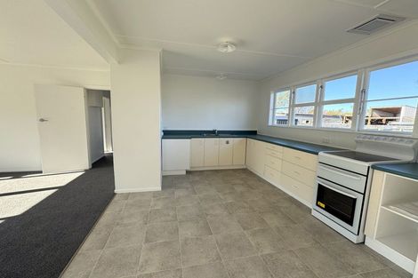 Photo of property in 20 Blake Street, Porangahau, 4293