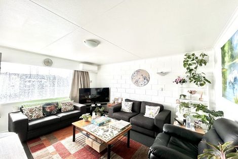 Photo of property in 2/44 Cambridge Street, Levin, 5510