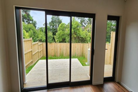 Photo of property in 12 Korokio Lane, Henderson, Auckland, 0612