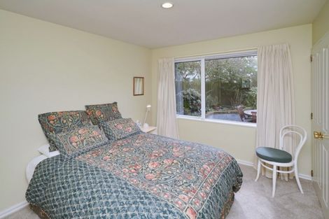 Photo of property in 2/7 Kelson Lane, Ilam, Christchurch, 8041