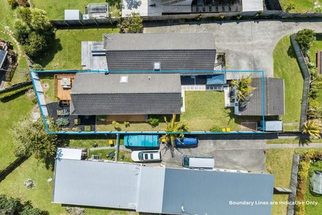 Photo of property in 2/120a Birkdale Road, Birkdale, Auckland, 0626