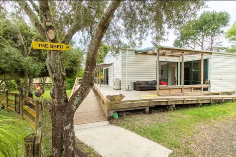 Photo of property in 301 Riverhead Road, Riverhead, Kumeu, 0892