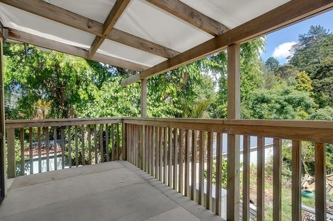 Photo of property in 19 Birdwood Road, Swanson, Auckland, 0612