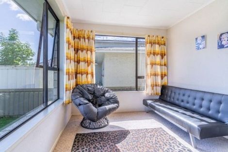 Photo of property in 10 Grange Street, Winton, 9720