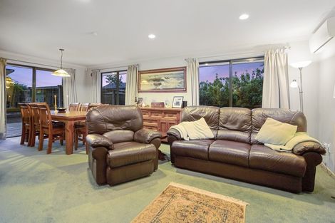 Photo of property in 13 Mona Avenue, Mangere Bridge, Auckland, 2022