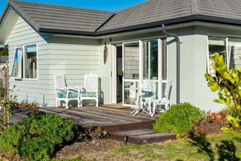 Photo of property in 2 Stingray Lane, Mangawhai Heads, Mangawhai, 0505