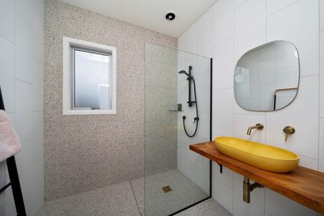 Photo of property in 167 Saint Aubyn Street, New Plymouth, 4310