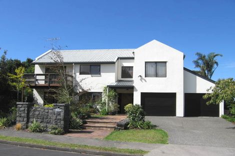 Photo of property in 12 Highwood Grove, Torbay, Auckland, 0630