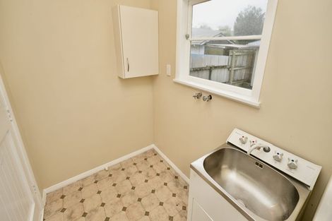 Photo of property in 42 College Street, Awapuni, Palmerston North, 4412