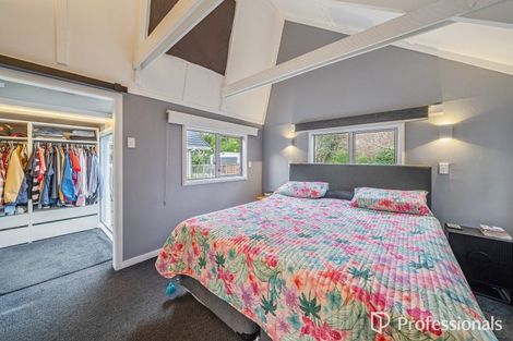 Photo of property in 57 Poto Road, Normandale, Lower Hutt, 5010